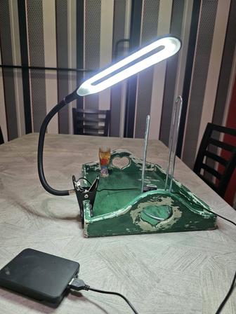 Светильник настольный