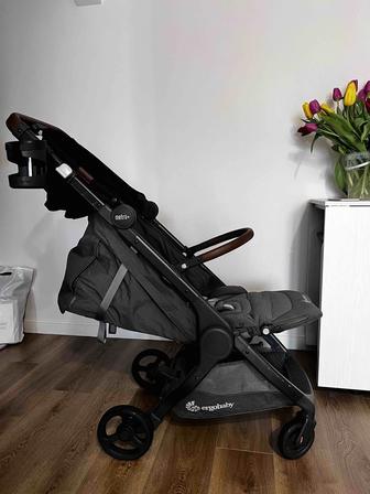 Продам коляску Ergobaby Metro Deluxe