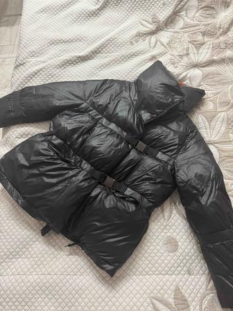 Продаю 2 зимние куртки