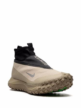 nike acg mountain fly