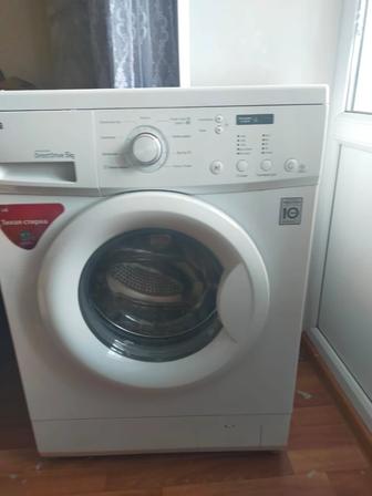 Продам стиральную машину
