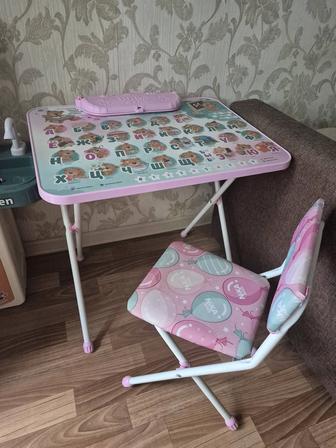 Продам детскую парту