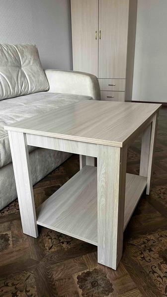 Стол журнальный