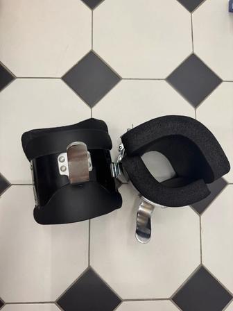 Крюки для ног для турника