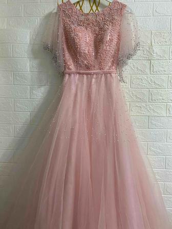 Вечерние платья