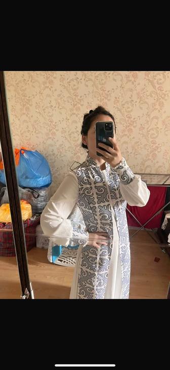 Платья новая