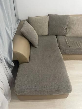 Срочно продам диван