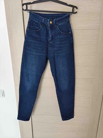 Продам джинсы