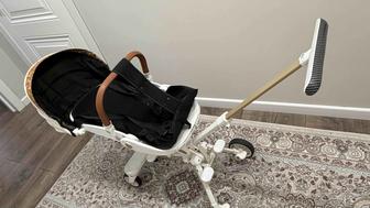 Продам маневренную прогулочную коляску