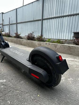 Продам электросамокат мидвей аймакс про.