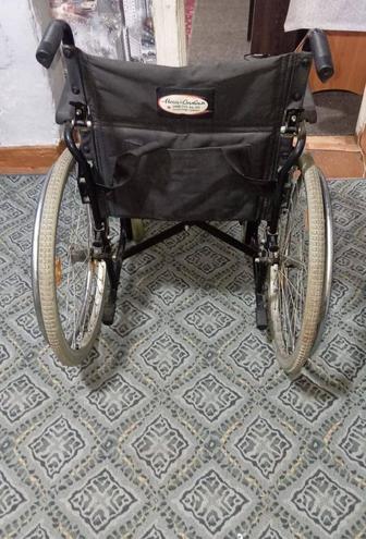 Коляска для инвалидов как для дома так и для прогулок
