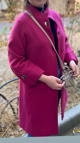 В продаже в идеальном состоянии пальто