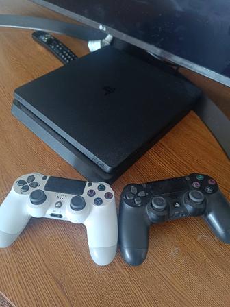 Sony PlayStation 4 Slim