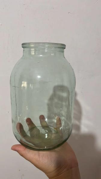 Продам 2-3л банку