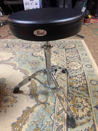 Стул для барабанщика Pearl D-790