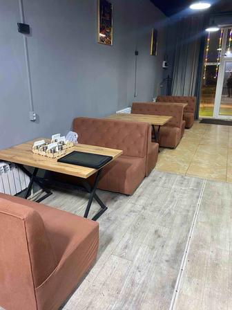 Диван для кафе