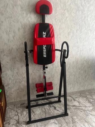 Инверсионный стол (тренажёр для вытяжения позвоночника), б/у