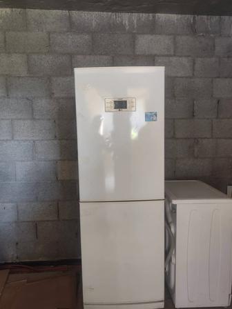 Продам холодильник LG