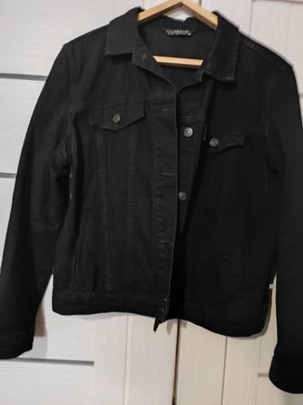 Куртка джинсовая