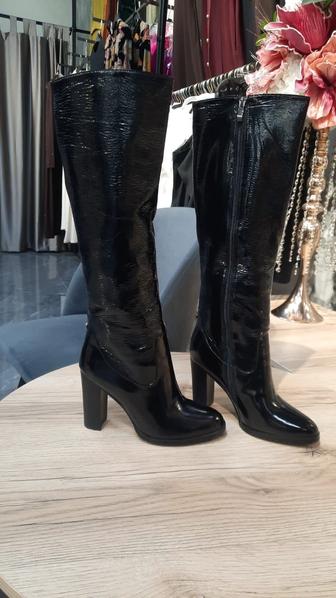 Сапоги лак кожа