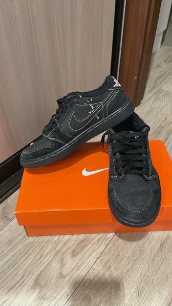 Подростковые кроссовки air jordan travis Scott