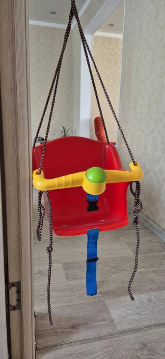 Качеля детская