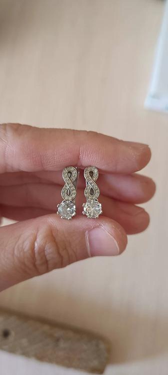 Продам серьги серебро