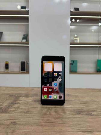 iPhone 8 Plus (64gb)