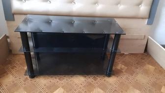 Продам тумбу под телевизор