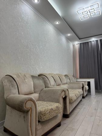 Диван и кресло