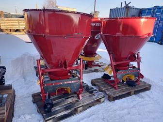 Разбрасыватель песка противогололедный