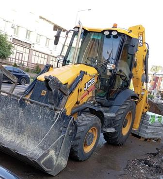 Услуги JCB 3 в 1 , погрузчик-экскаватор петушок