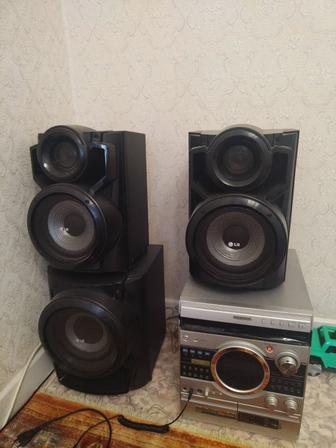 Продам музыкальный центр, аудиотехника