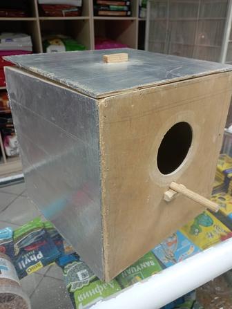 Домик - гнездо. Дуплянка