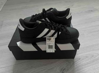 Adidas кроссовки оригинальный