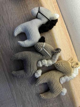 Вязаные лошадки