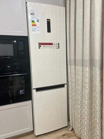 Продам новый холодильник LG