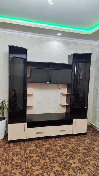 Стенка в гостинную