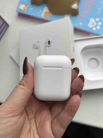 Продам наушники AirPods 2