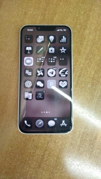 Продам iPhone 13 128 гб белый