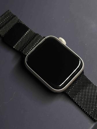 Apple Watch SE 2 starlight