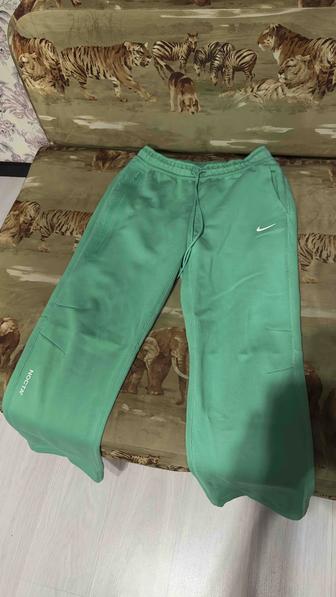 Продам спортивные трико Nocta green