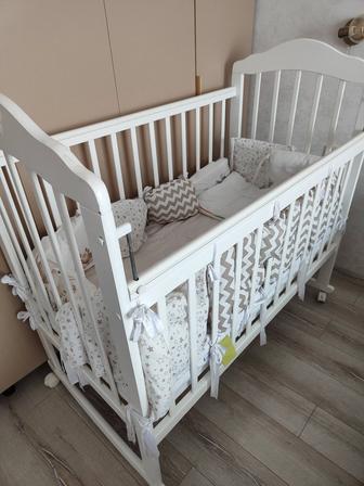 Продам детскую кроватку