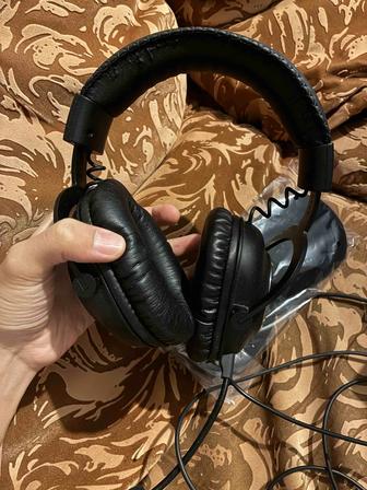 Продам наушники Logitech g pro x