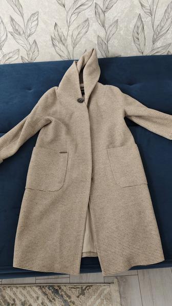 Верхняя одежда пальто