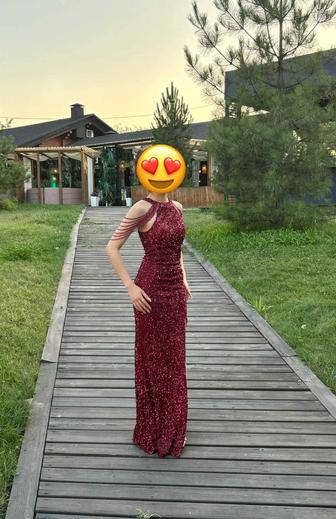 Платье вечернее
