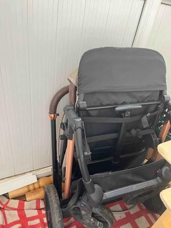 Продам коляску производитель Ining Baby
