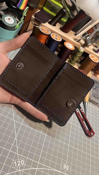 Кошельки ручной работы из натуральной кожи в наличии и на заказ