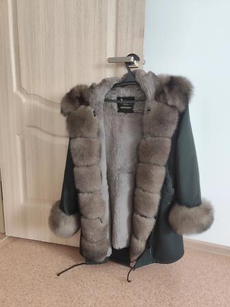 Продам женскую парку