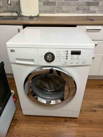 Продам стиральную машину lg